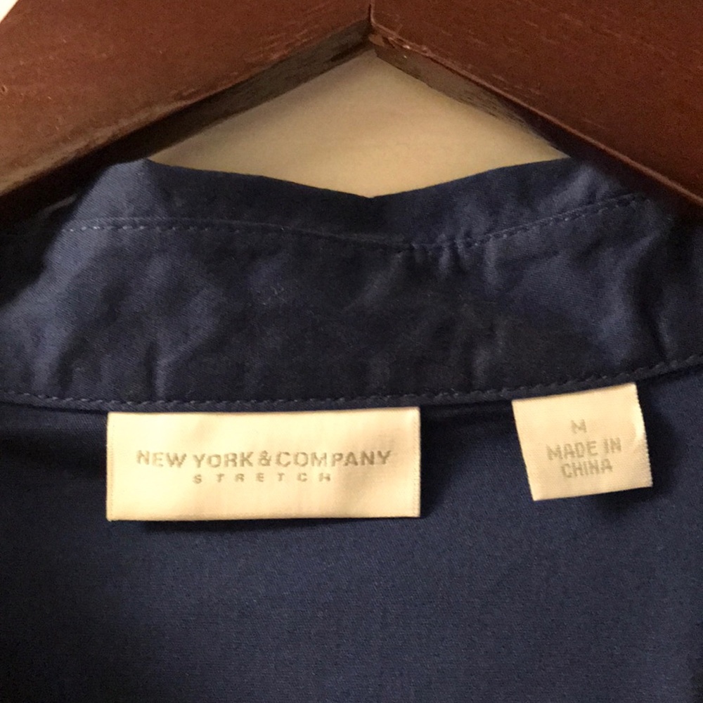 🎈New York & Company Shirt - Picture 2 of 3